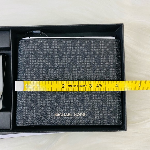 Michael Kors Jet Set Men’s Slim Billfold Wallet Money Clip Box Set - Picture 11 of 13